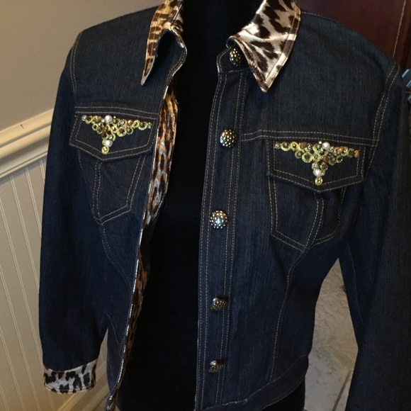 V Cristina Dark Blue Denim Jacket Size PM - Picture 2 of 8